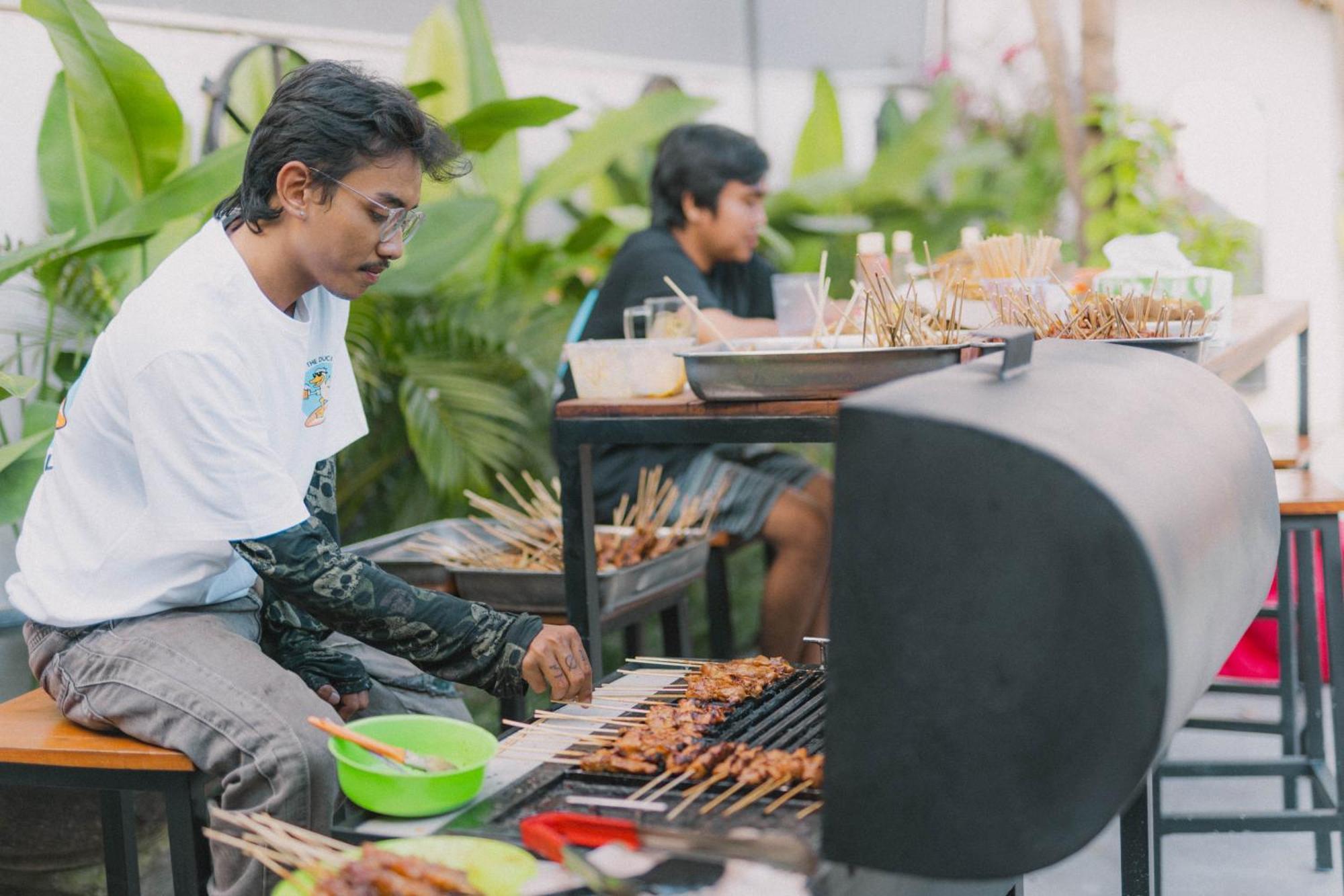 What The Duck Backpackers Canggu Eksteriør billede